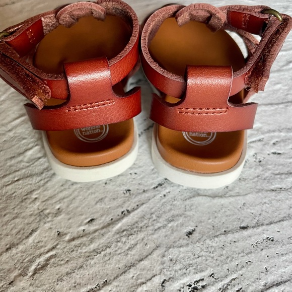 New Infant Leather Wonder Nation Sandals Size 2! - Picture 3 of 5
